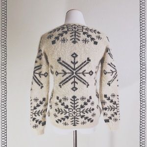 Winter Knit Sweater Snowflake